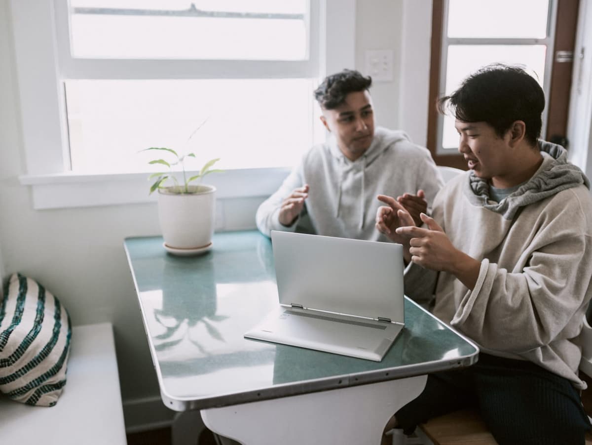 50+ Upward Feedback Examples to Foster Leadership Growth